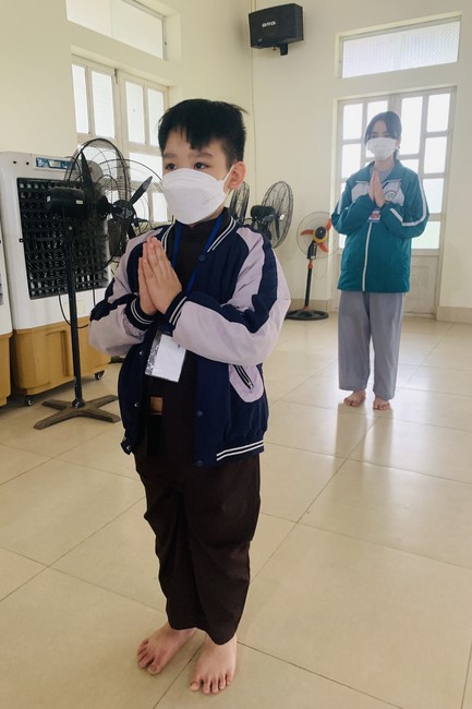 The 9th lotus seeds Sowing Retreat at Dong Cao Pagoda