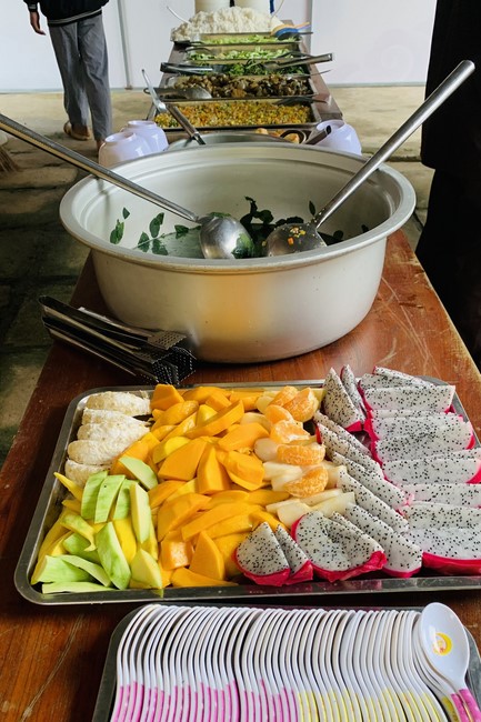 The 9th lotus seeds Sowing Retreat at Dong Cao Pagoda