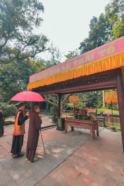 Cảm tác về thăm đất Lam Kinh chiều cuối xuân Nhâm Dần - 2022