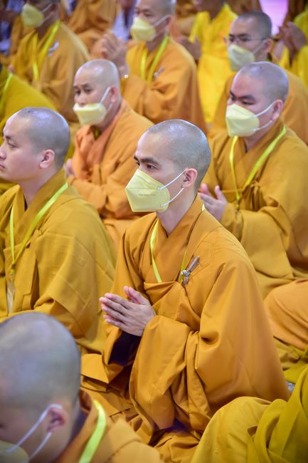 Receiving precepts from Thien Hoa precept's Altar of the Hoang Phap Pagoda’s monks