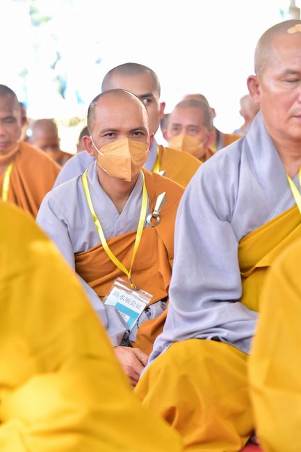 Receiving precepts from Thien Hoa precept's Altar of the Hoang Phap Pagoda’s monks