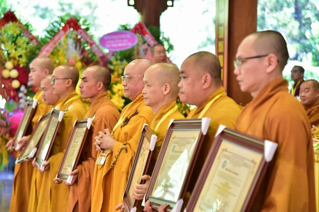 Receiving precepts from Thien Hoa precept's Altar of the Hoang Phap Pagoda’s monks