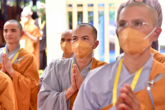 Receiving precepts from Thien Hoa precept's Altar of the Hoang Phap Pagoda’s monks