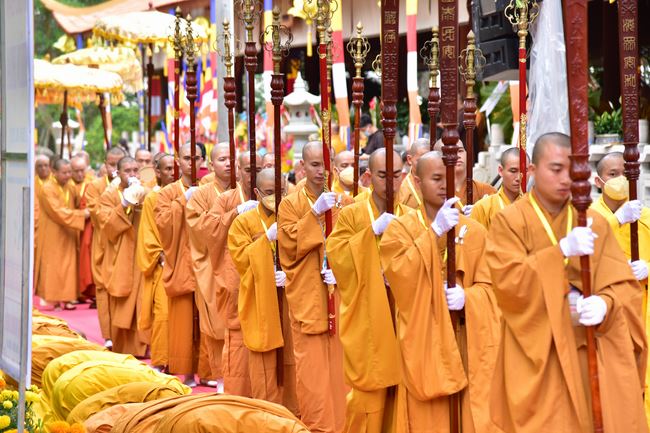 Receiving precepts from Thien Hoa precept's Altar of the Hoang Phap Pagoda’s monks