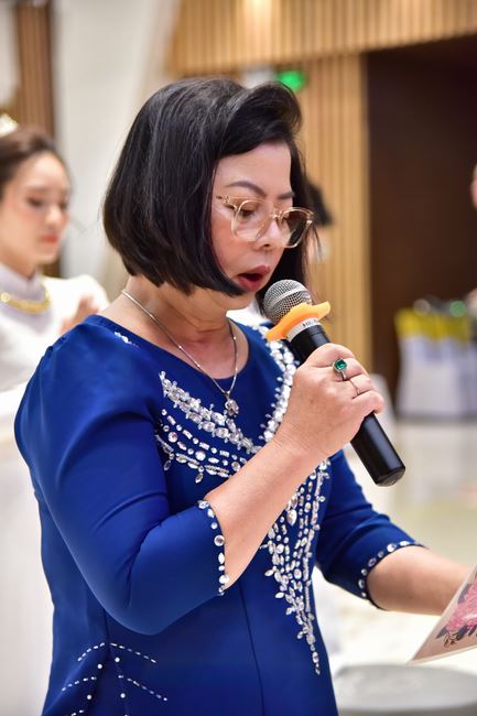 Wedding Ceremony at the pagoda