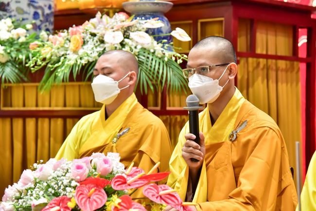 Wedding Ceremony at the pagoda