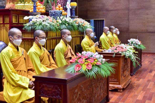Wedding Ceremony at the pagoda