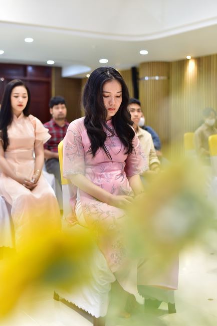 Wedding Ceremony at the pagoda