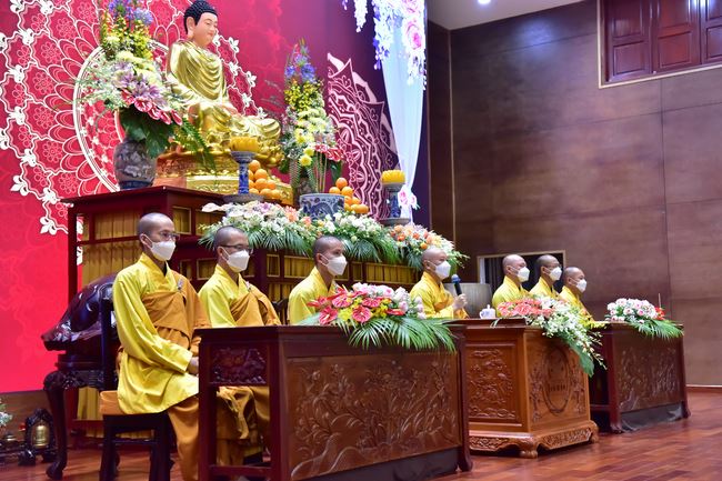 Wedding Ceremony at the pagoda