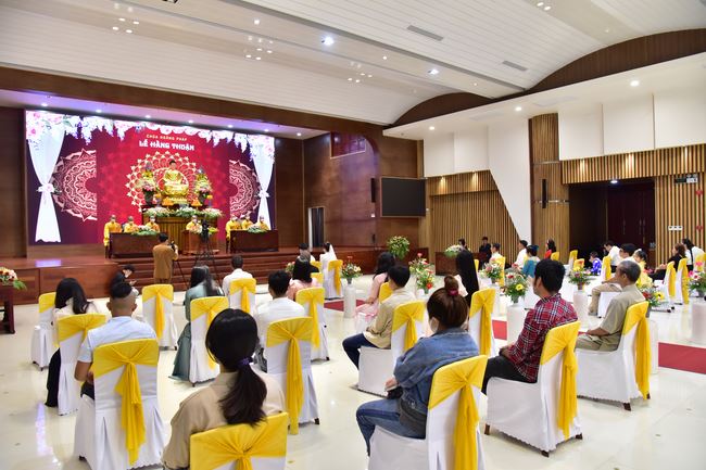 Wedding Ceremony at the pagoda
