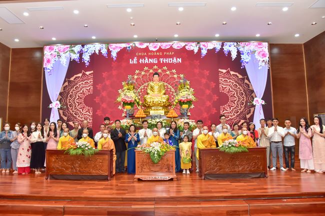 Wedding Ceremony at the pagoda