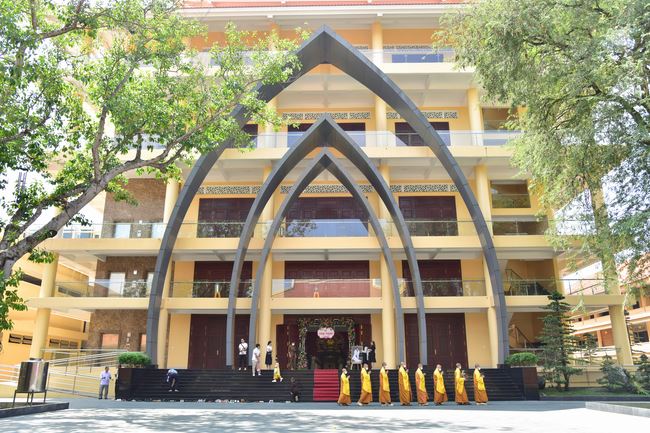 Wedding Ceremony at the pagoda