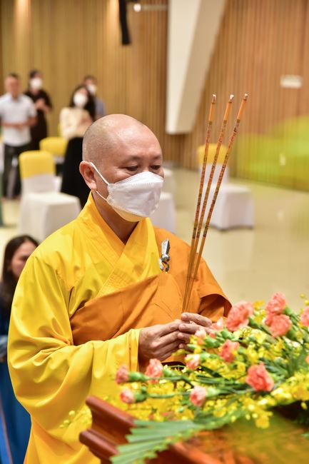 Wedding Ceremony at the pagoda