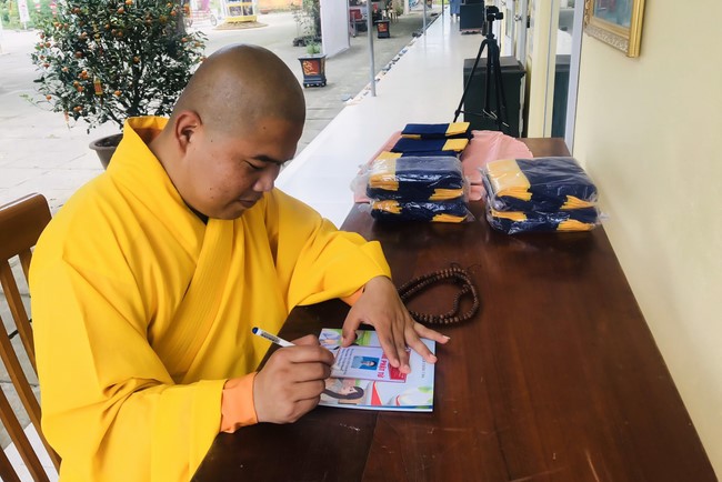 One-Day Retreat at Dong Cao pagoda