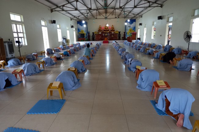 One-Day Retreat at Dong Cao pagoda