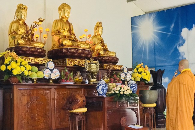 One-Day Retreat at Dong Cao pagoda