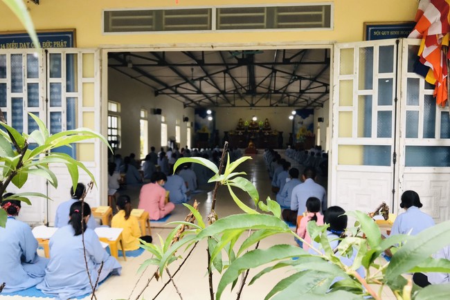 One-Day Retreat at Dong Cao pagoda