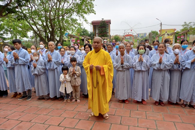 One-Day Retreat at Dong Cao pagoda