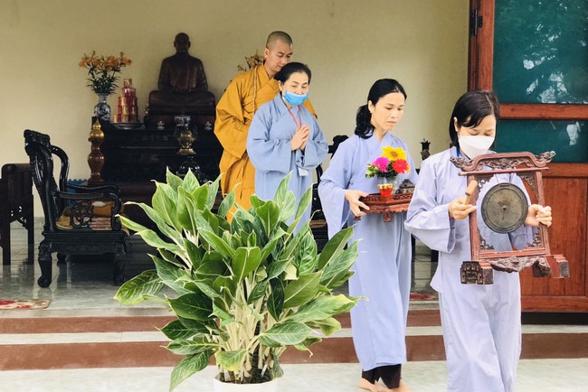 One-Day Retreat at Dong Cao pagoda
