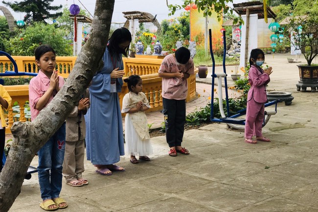 One-Day Retreat at Dong Cao pagoda