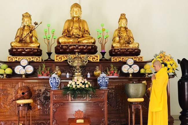 One-Day Retreat at Dong Cao pagoda