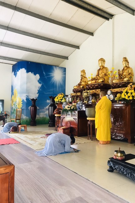 One-Day Retreat at Dong Cao pagoda