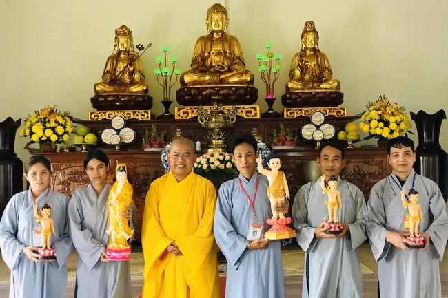 One-Day Retreat at Dong Cao pagoda