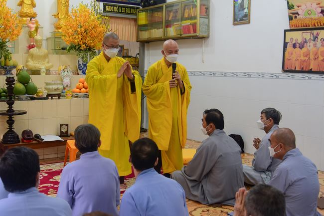 Tu niệm Phật Một ngày ở Cần Thơ