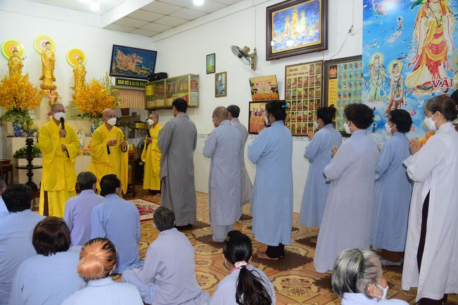 Tu niệm Phật Một ngày ở Cần Thơ