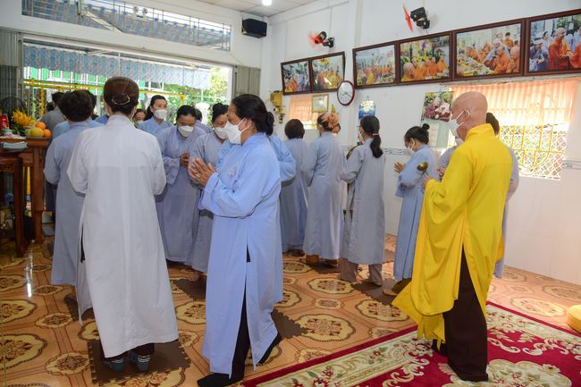 Tu niệm Phật Một ngày ở Cần Thơ