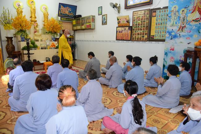 Tu niệm Phật Một ngày ở Cần Thơ