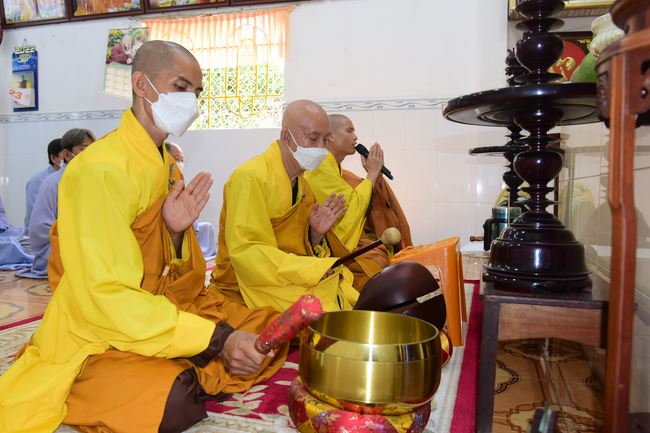 Tu niệm Phật Một ngày ở Cần Thơ