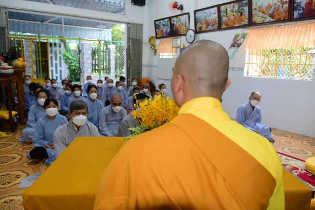 Tu niệm Phật Một ngày ở Cần Thơ