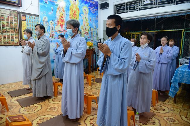 Tu niệm Phật Một ngày ở Cần Thơ