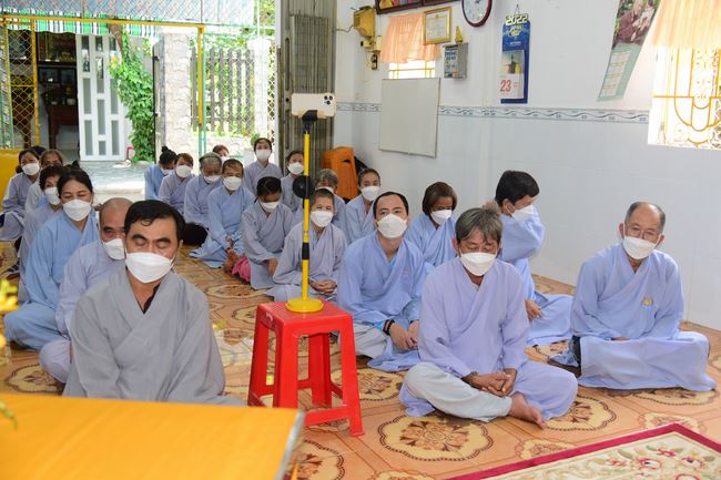 Tu niệm Phật Một ngày ở Cần Thơ