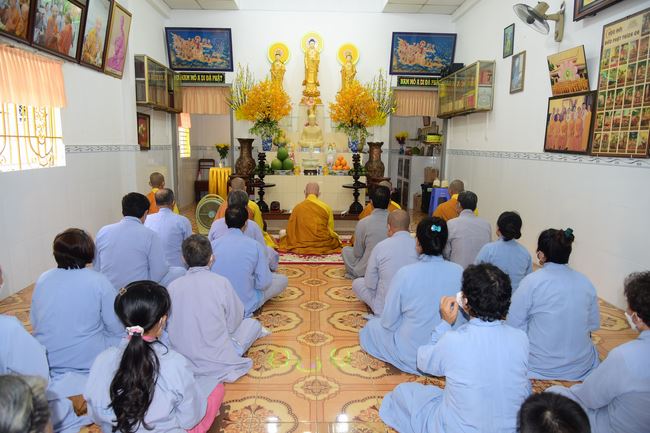 Tu niệm Phật Một ngày ở Cần Thơ