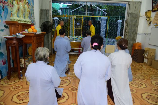 Tu niệm Phật Một ngày ở Cần Thơ