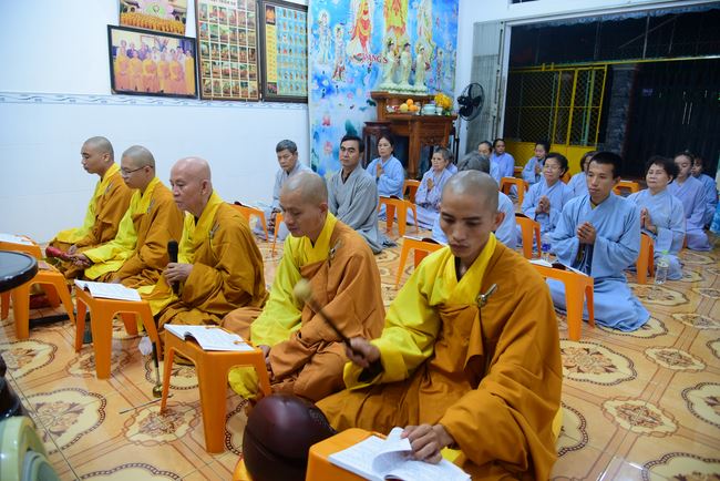 Tu niệm Phật Một ngày ở Cần Thơ