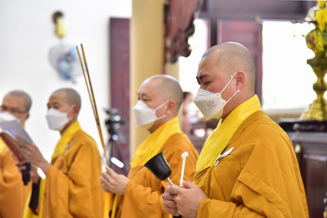 Wedding Ceremony at the pagoda