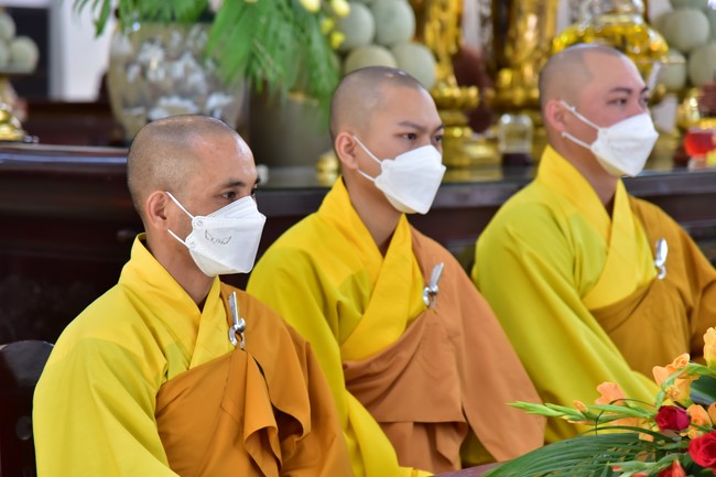 Wedding Ceremony at the pagoda