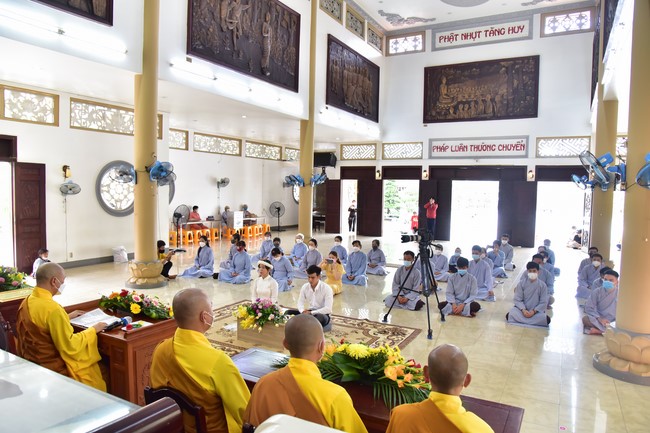 Wedding Ceremony at the pagoda