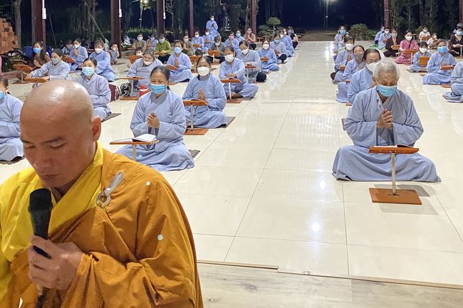 Periodic repentant Ceremony at Suoi Phap Pagoda