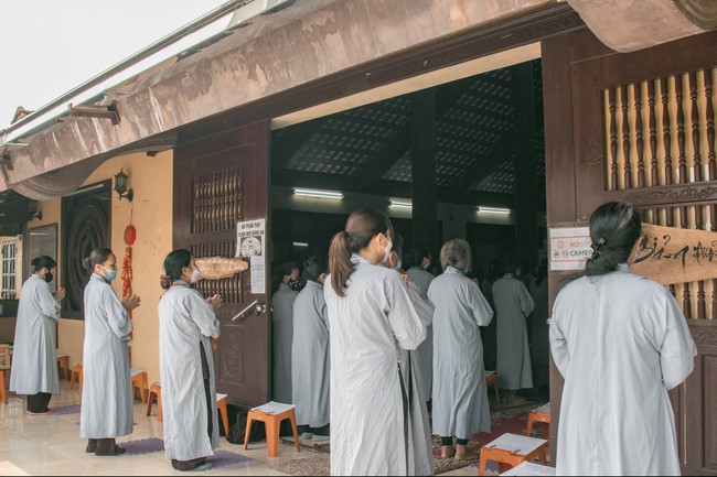 One-Day peaceful Retreat and thanks to Avalokitesvara at Hoa Phuc Pagoda