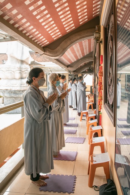 One-Day peaceful Retreat and thanks to Avalokitesvara at Hoa Phuc Pagoda