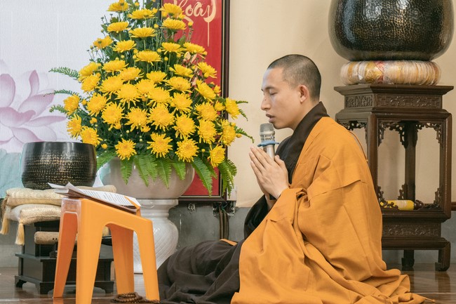 One-Day peaceful Retreat and thanks to Avalokitesvara at Hoa Phuc Pagoda