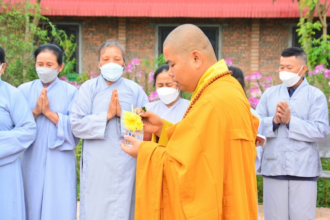One-day peaceful Day at Tu Phap Co Tu Pagoda