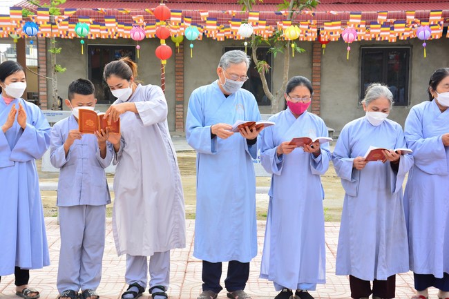 One-day peaceful Day at Tu Phap Co Tu Pagoda