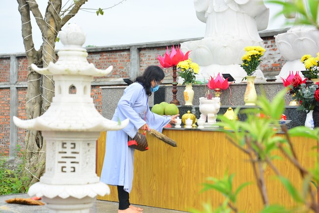 One-day peaceful Day at Tu Phap Co Tu Pagoda