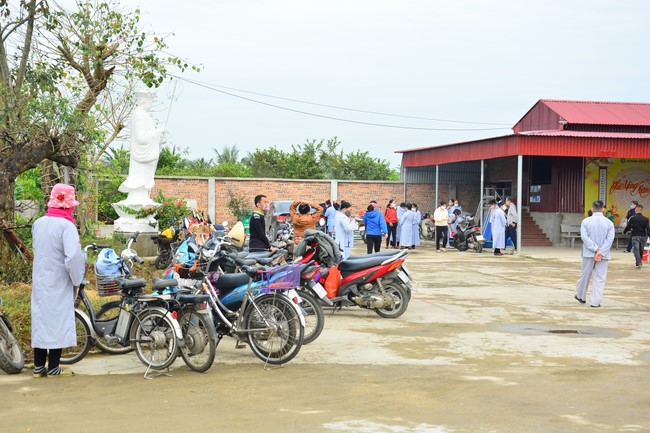 One-day peaceful Day at Tu Phap Co Tu Pagoda