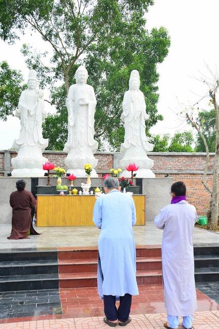 One-day peaceful Day at Tu Phap Co Tu Pagoda